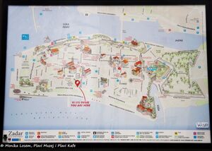 160209 8049 Karte Trg Petra Zoranića.jpg