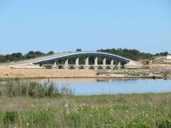 Von Privlaka aus kann man die Arbeiten an der Wasserleitung erkennen. 05/2013