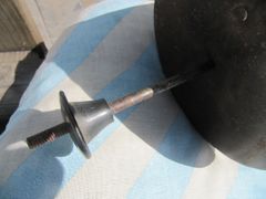 Die Stange zum Öffnen und Schließen