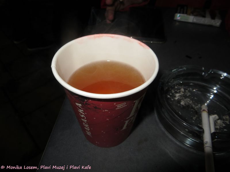 Datei:191201 2354 Heißer Gin.jpg