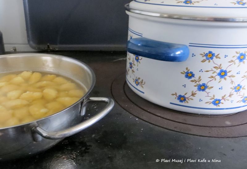 Datei:Griesnockerl 161203 9481 k.jpg