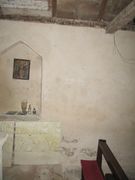 Entlang des Bodens unter einem Fries konnte ich wellenförmige Mäander erkennen, die wohl das Meer symbolisieren, 10/2013